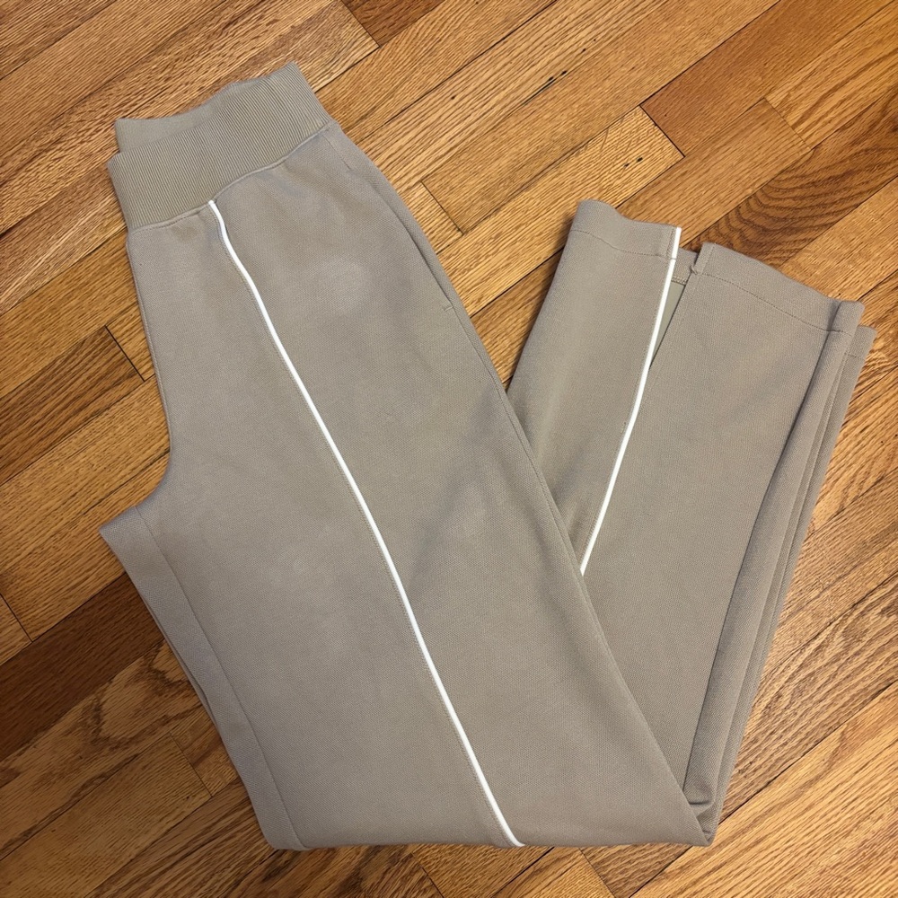 Spanx AirEssentials Pique Straight Leg Pant